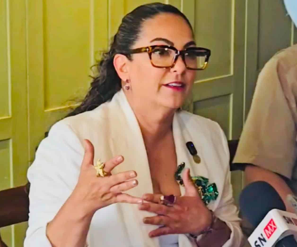 Presume Olga Sosa 23 reformas del Senado