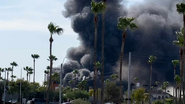  Incendio provoca movilización de bomberos en Mission
