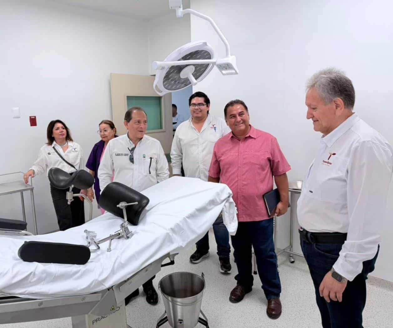 Supervisan avance  del nuevo Hospital General de Madero