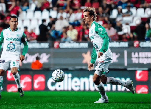 Pachuca y León se enfrentan en un duelo crucial en la Liga MX