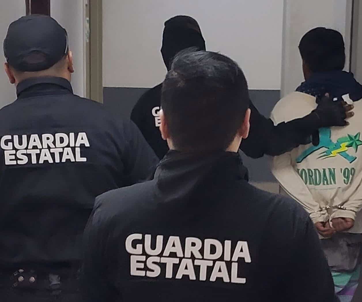 Detienen a ebrio por violencia intrafamiliar