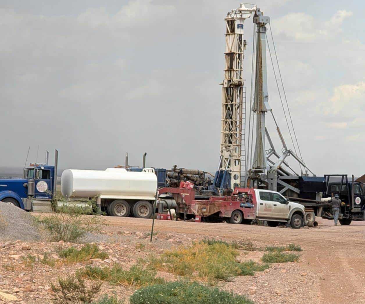 Gobierno de EEUU ordena a contratistas dejar de perforar pozos para muro fronterizo en Nuevo México