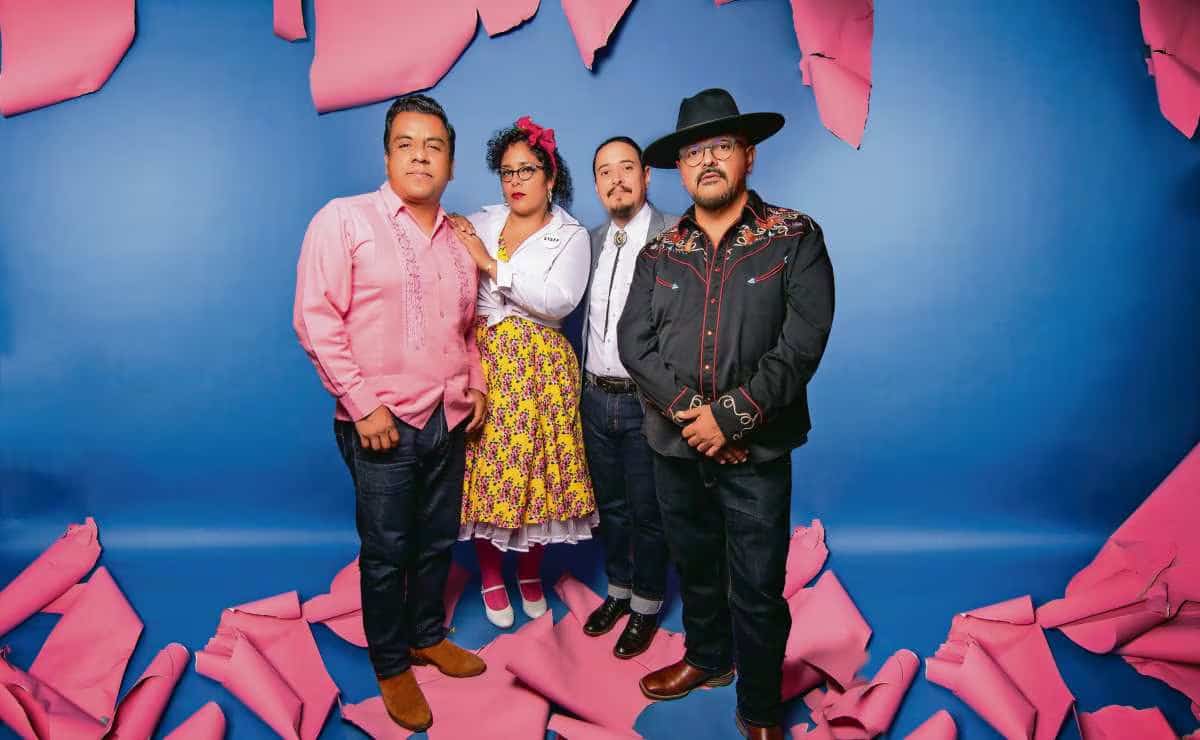 Banda la Santa Cecilia  se inspira en migrantes