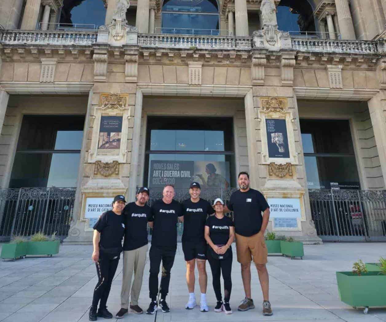 Asisten a congreso y de paseo
