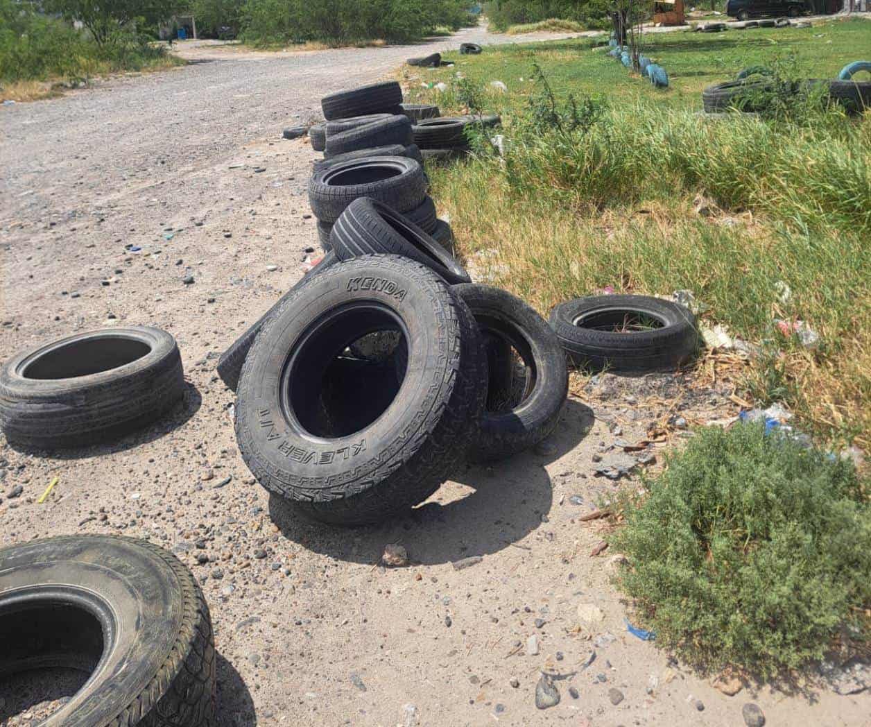 Son un foco de riesgo llantas abandonadas