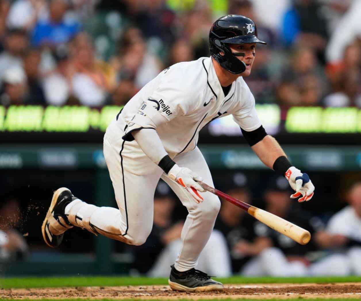 McGonigle impulsa 3 carreras y Tigres se imponen 6-4 a Guardianes
