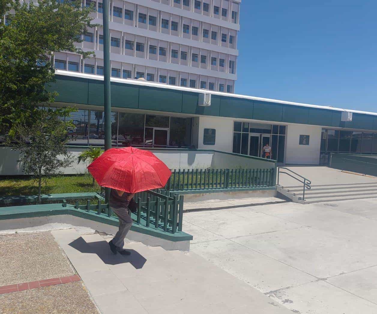 Alerta IMSS por golpe de calor de hasta 42°C