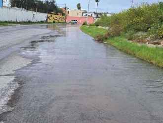 El agua, drenaje y calles: la prioridad