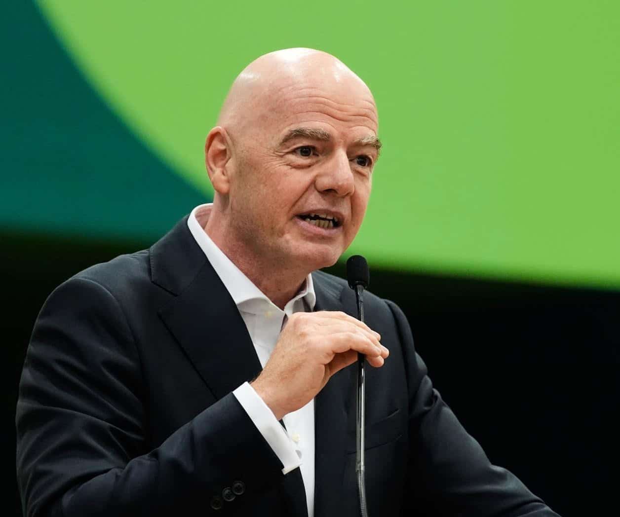 Infantino gana respaldo árabe