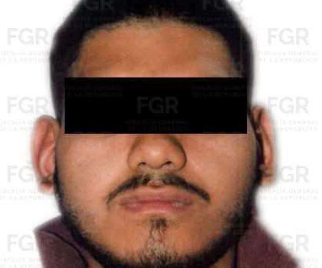 Imputan a Alex ‘N’ por posesión ilegal de arma