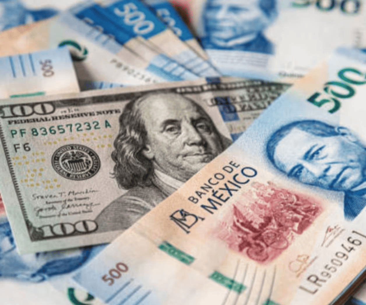 Superpeso rompe el piso de 17 unidades por dólar