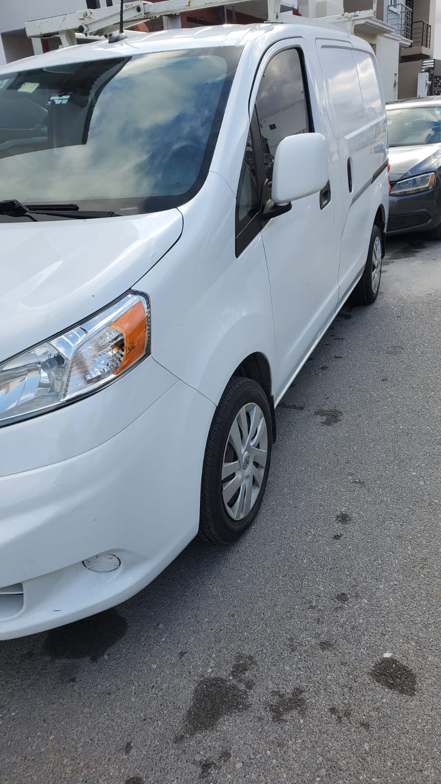 NV200  18 