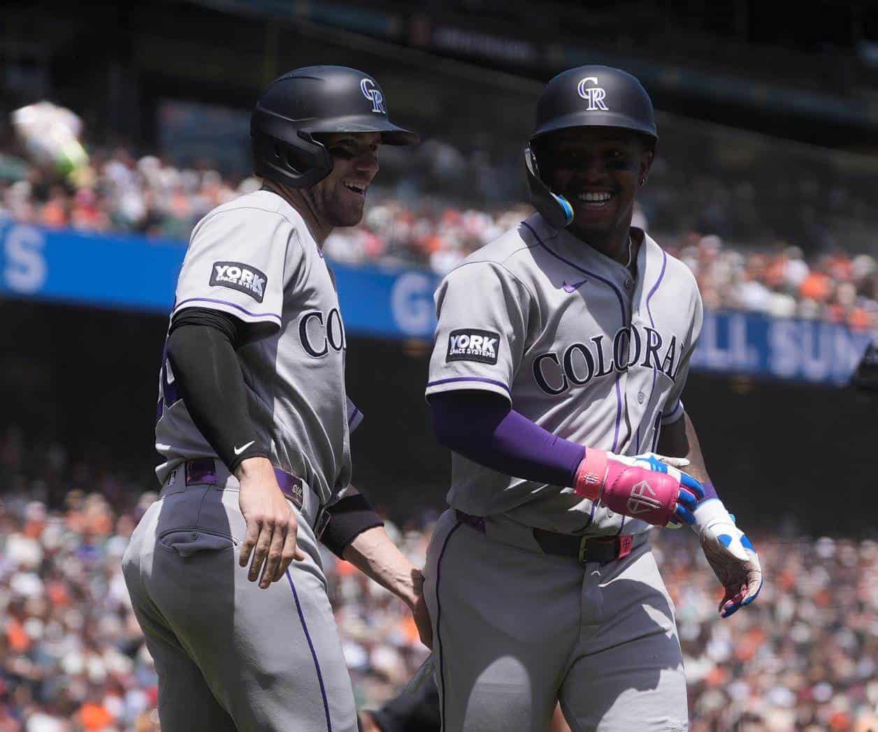 Rockies de Colorado vencen a Gigantes de San Francisco 13-7