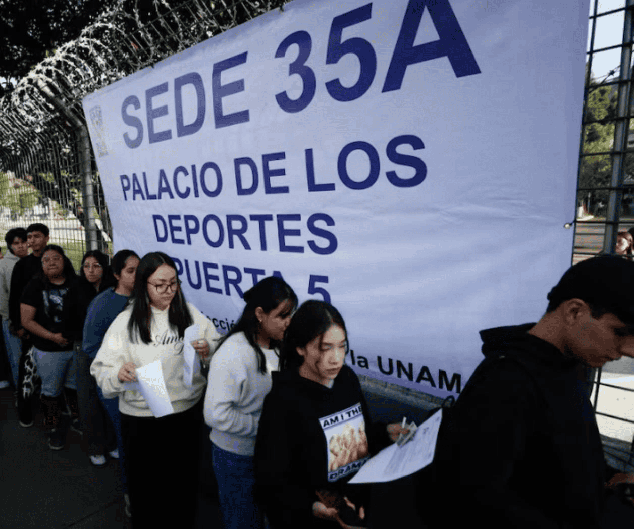 UNAM inicia examen de control en el Palacio de los Deportes