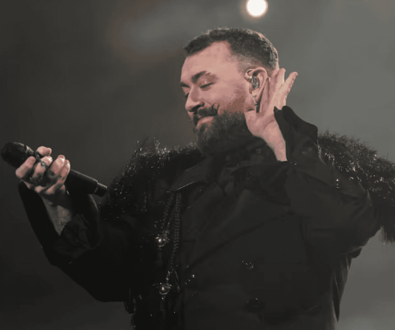 Sam Smith es visto en la Roma previo a su segundo concierto