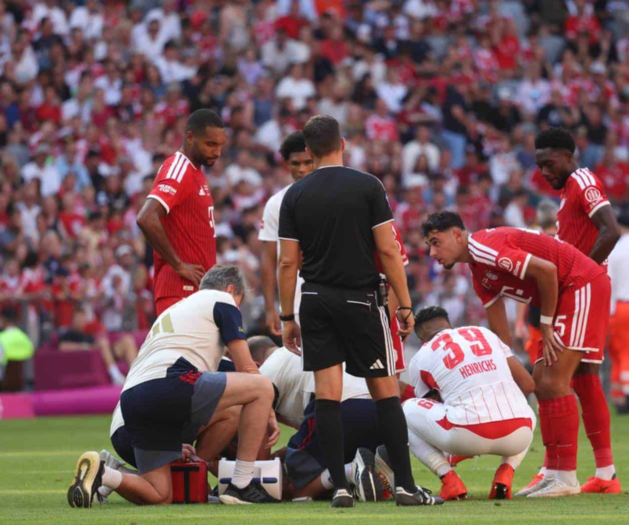 Jamal Musiala revela problema neurológico tras segundo colapso en juego del Bayern
