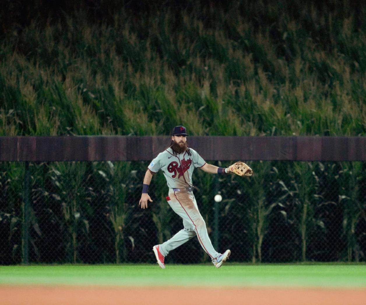 El juego de MLB en el sitio de Field of Dreams promedia 1,66 millones en Netflix