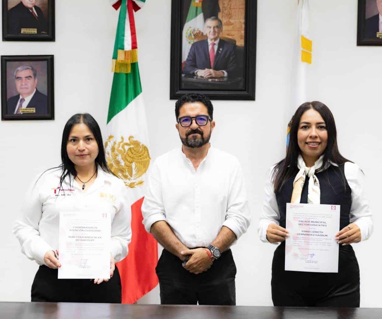 Presentan a nuevas funcionarias