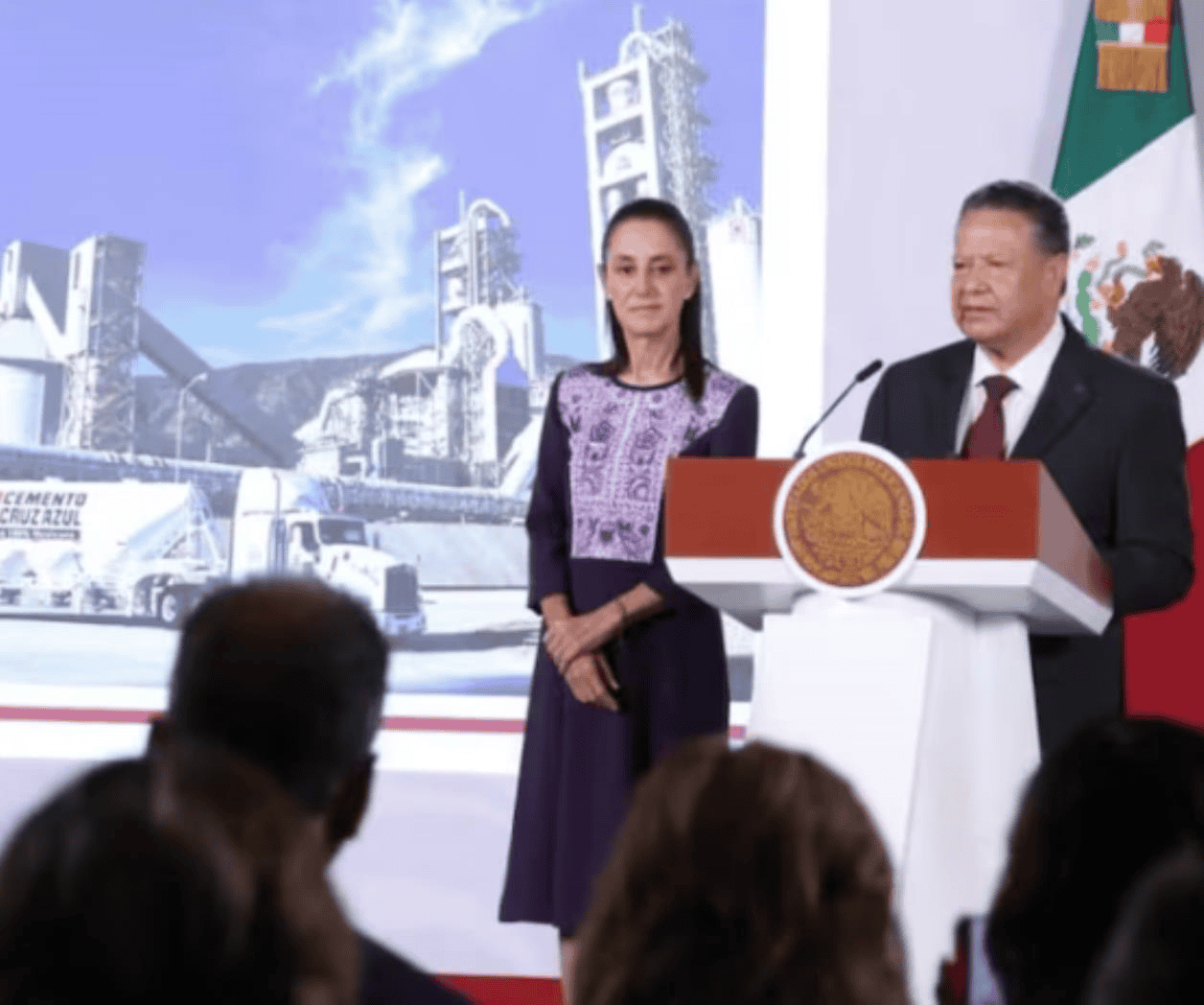Sheinbaum anuncia reactivación de Cooperativa Cruz Azul en Hidalgo