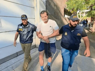 Fernando Farías Laguna es trasladado a México en avión de la Marina