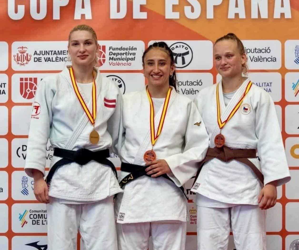 Gana Frida Maya bronce en Super Copa de España de Judo