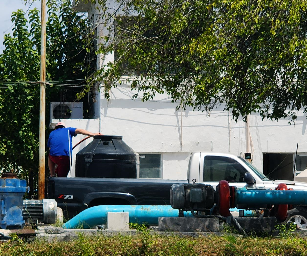 Guardan agua ante temor de desabasto