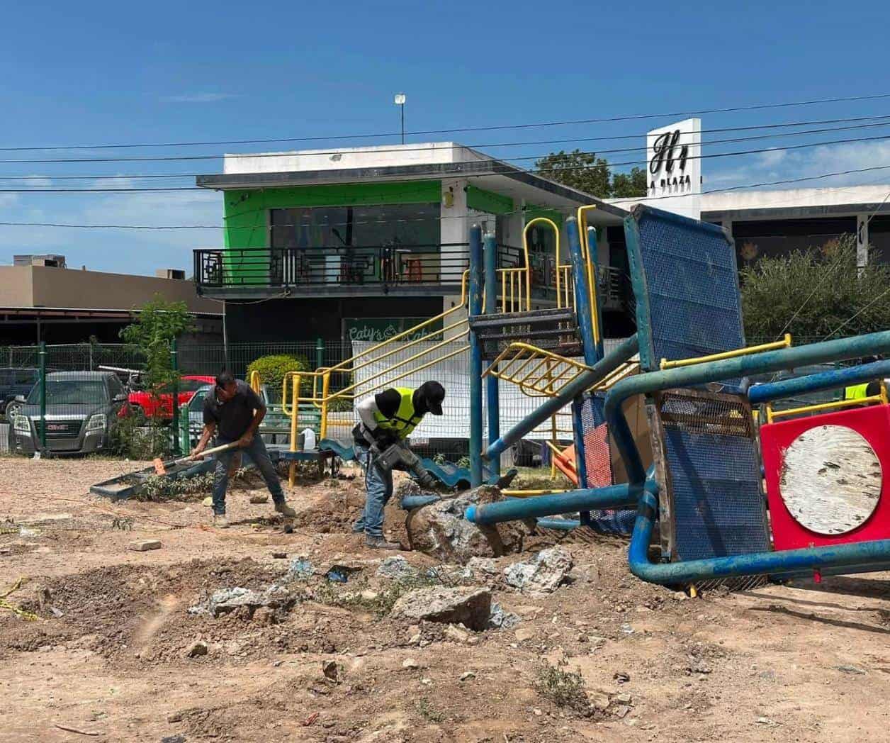 Llegan a Las Liebres nuevos juegos infantiles