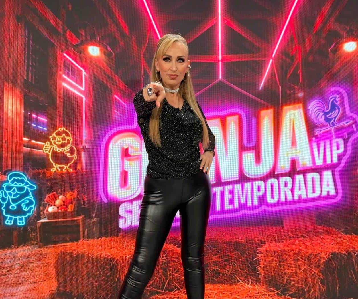 La destapan como “granjera”