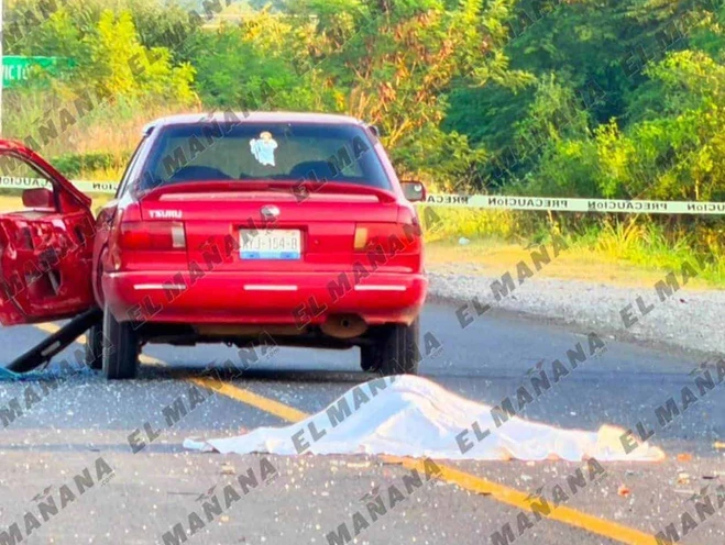 Muere joven al ser arrollado por autobús en Gómez Farías
