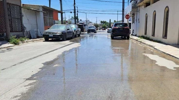 Las fugas de agua limpia así como drenaje han ido a la alza, consideras que deben intervenir autoridades superiores o pasar la Comapa al estado?