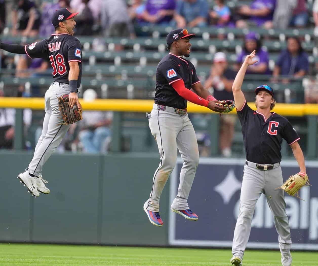 Guardianes de Cleveland completan barrida ante Rockies de Colorado