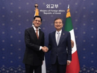 Velasco gestiona visita a México de presidente de Corea del Sur