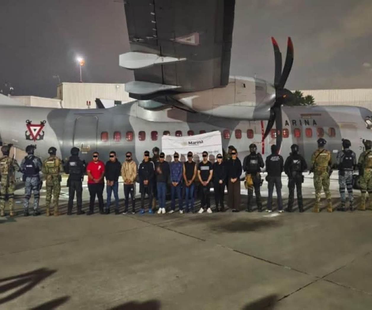 Detienen a 20 criminales tras cateos en tres estados