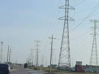 Falla en torres de CFE dejó sin luz a seis municipios
