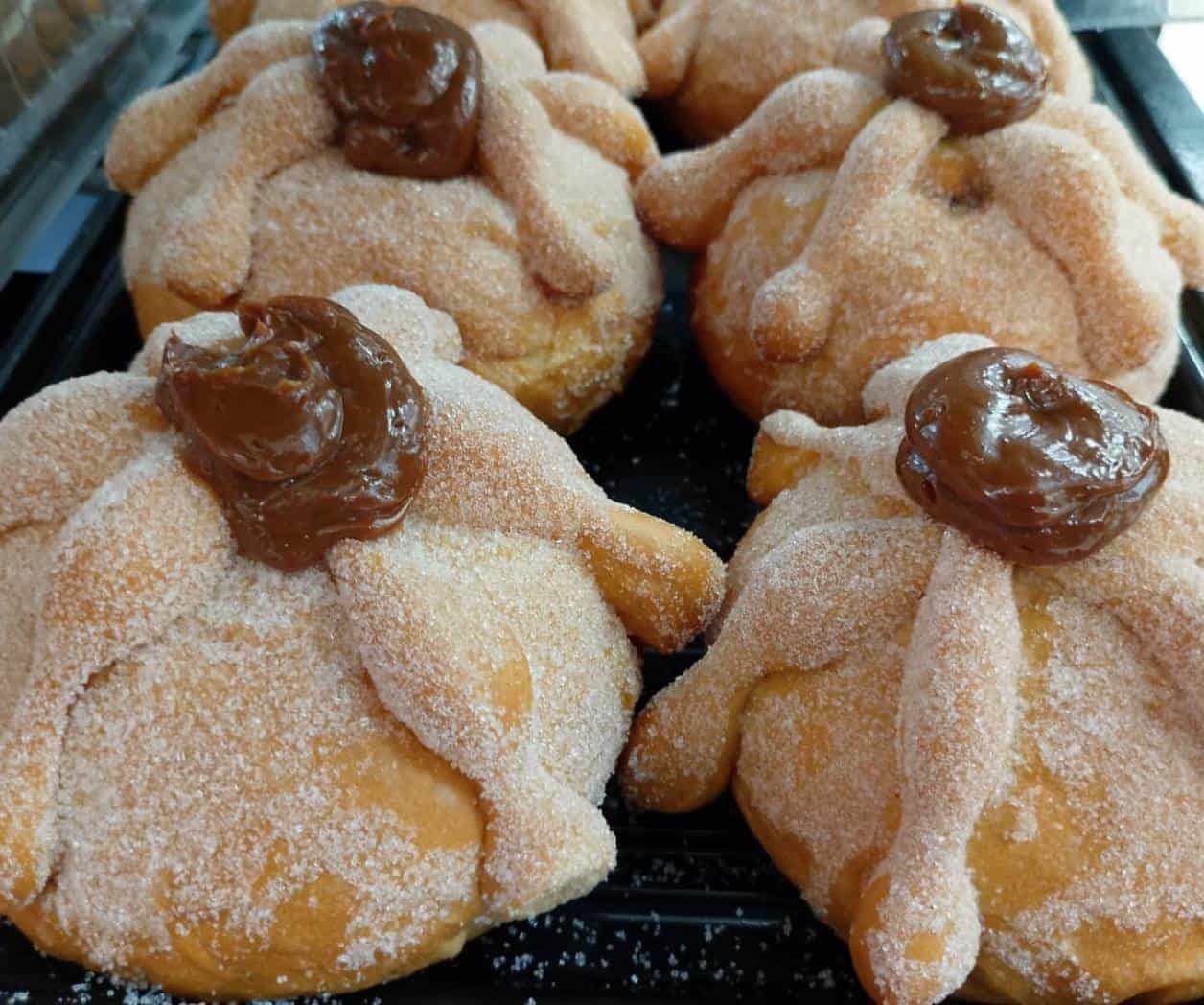 Pan de muerto llega ¡en agosto!
