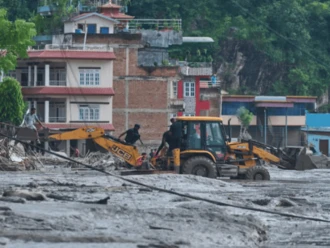 SRE no reporta mexicanos afectados por inundaciones en Nepal