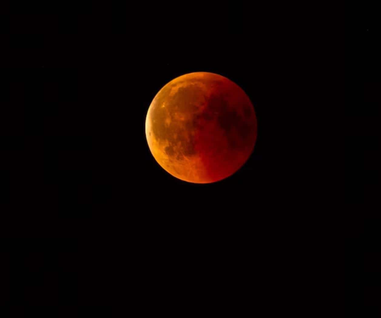 Eclipse lunar parcial del 27 al 28 de agosto