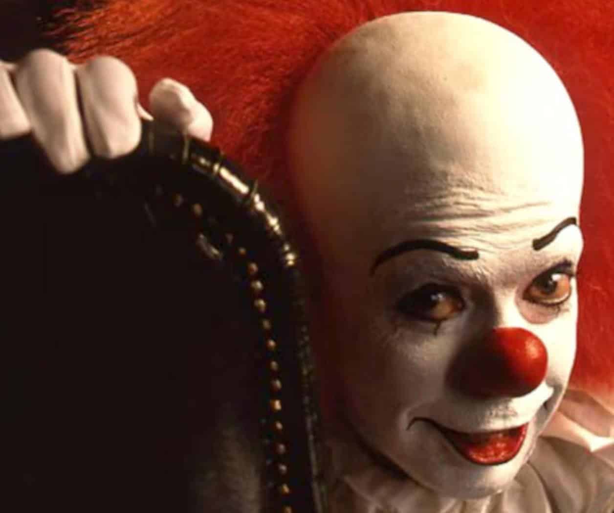 Tim Curry odiaba a los payasos pese a encarnar a Pennywise