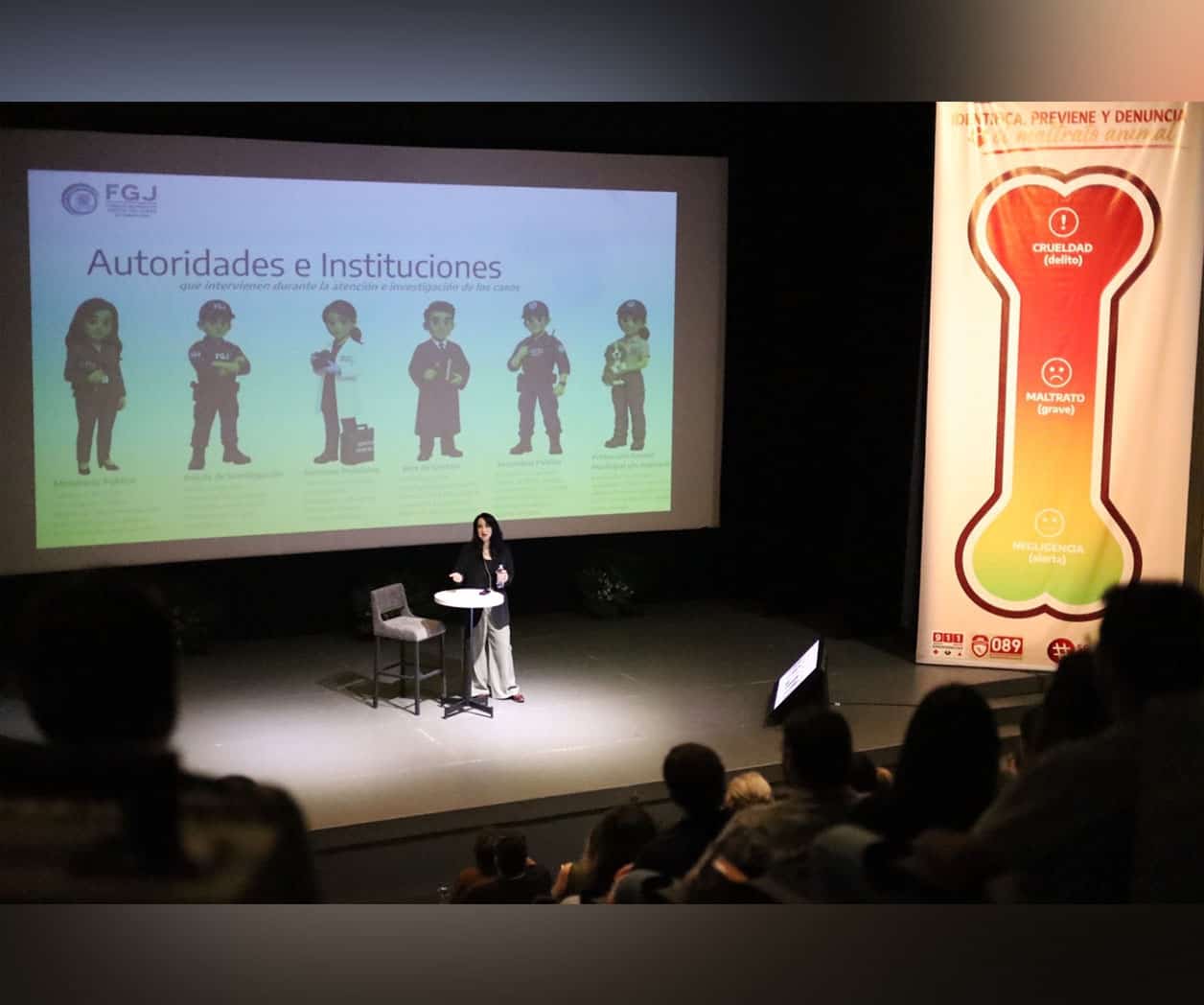 Con foro, buscan concientizar contra la violencia animal