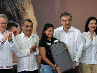 Entregan más de 2 mil apoyos de Salud y sonido en Tampico
