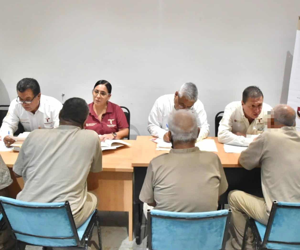 Revisan expedientes y situación procesal Acercan a internos servicios jurídicos