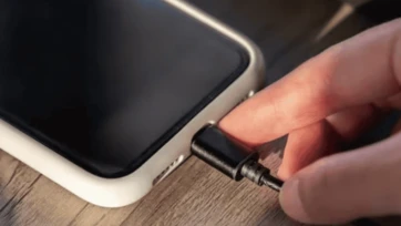Métodos para cargar celular sin luz en emergencias