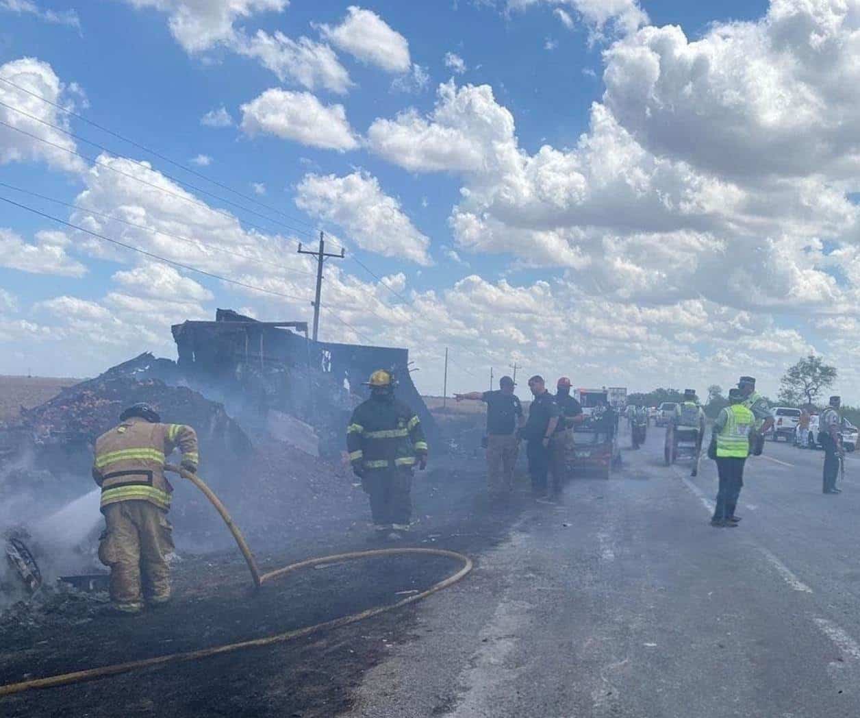 Deja accidente dos heridos