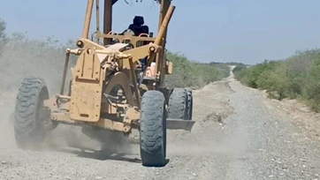 Mejoran la movilidad en ejido Florida del Norte