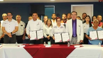 Integran a 53 parteras al sistema de salud en Tamaulipas