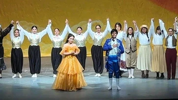 Presentan La Bella y la Bestia