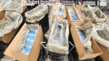 Marina y Aduanas aseguran casi cuatro millones de cigarros apócrifos