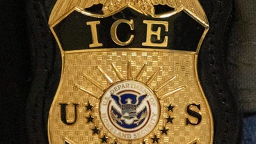 El acoso de agentes de ICE a migrantes ha ido a la alza, cayendo incluso en lo absurdo, será necesario que haya una regulación?