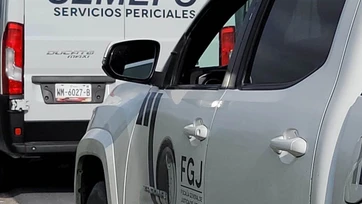 Hallan muerto a señor en la puerta de su casa