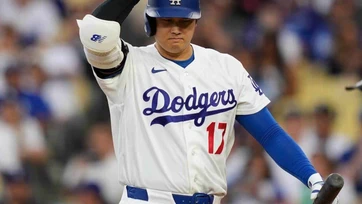 Ohtani hace primeros swings desde que se lesionó y se siente bien, dice el mánager de los Dodgers